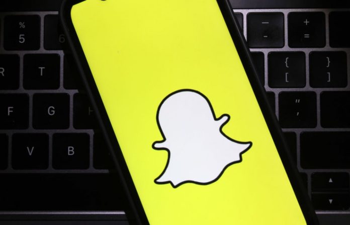 snapchats-new-shared-stories-feature-looks-fun-who-doesnt-want-shared-memories