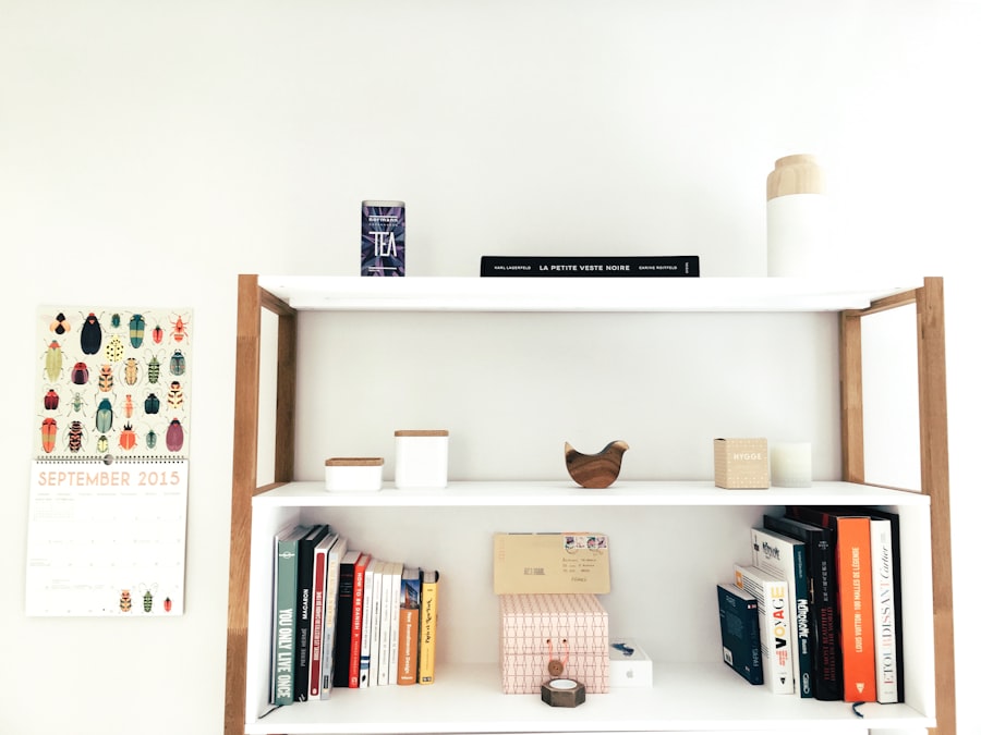 Smart shelves