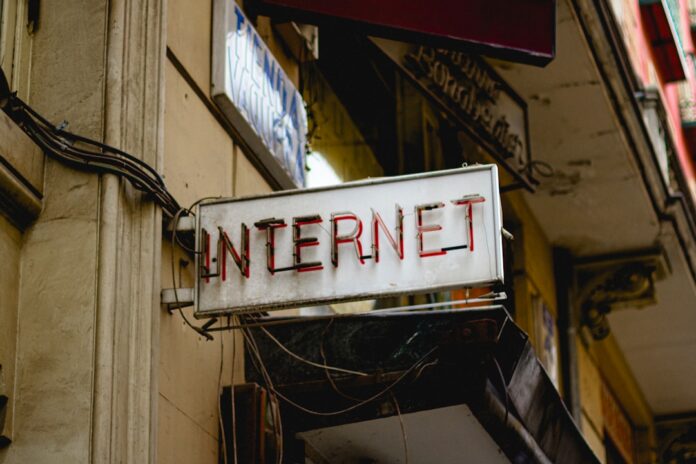 Photo Digital divide